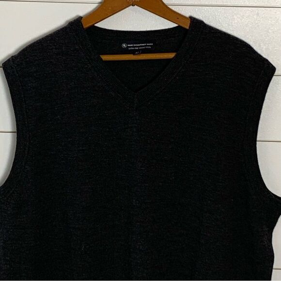 Merino Wool Hart Schaffner Marx Black V Neck Extra Fine Vest - Men's XLT office - Picture 2 of 13